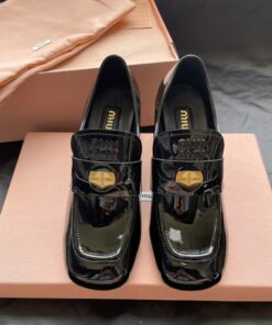 Miu最新漆皮高跟金币乐福，进口