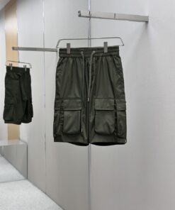 普拉达  5 s 春夏新款休闲短