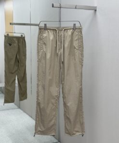 PRADA25SS新款尼龙长裤本款