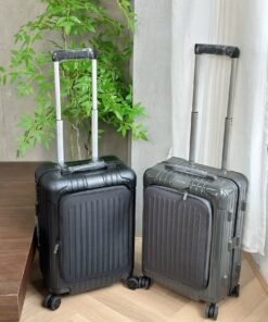 前置拉链RIMOWA Sleeve出新品