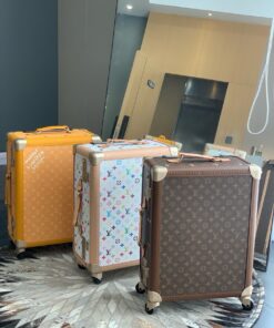 Rolling Trunk拉杆箱取材 Monogr_277