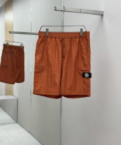 Stone Island 25SS徽标短裤