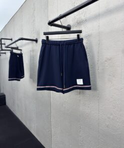 THOM BROWNE 标签织带短裤工艺