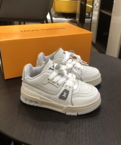 童鞋全新LV路易威登LouisVuit_17209