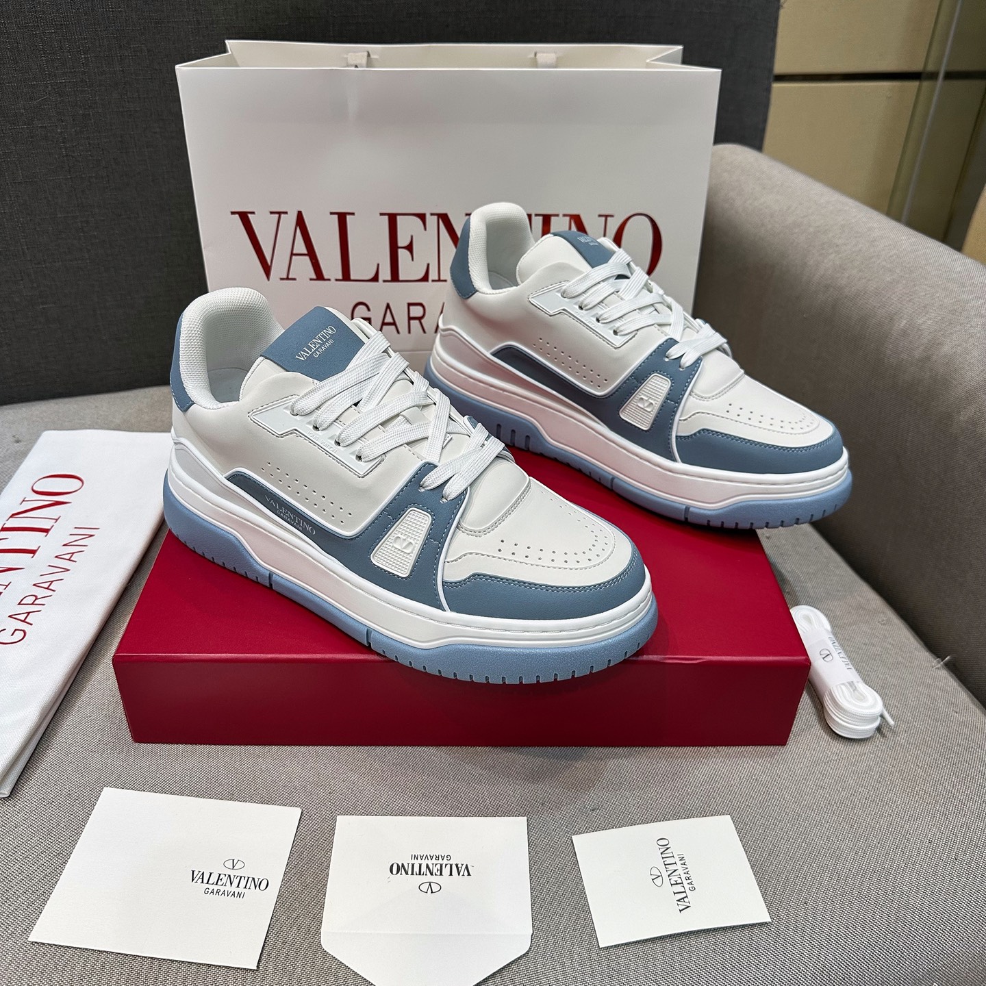 VLNT华伦天奴 情侣款_10230 - 图片 2