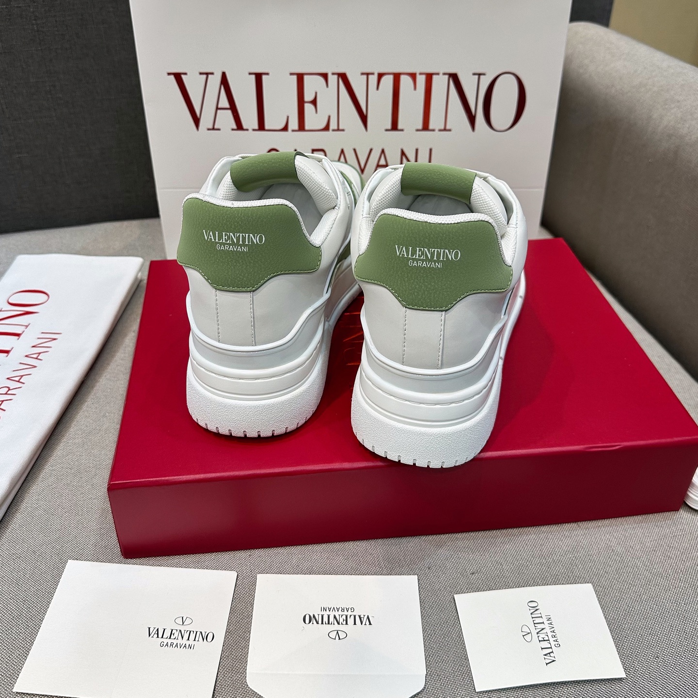 VLNT华伦天奴 情侣款_10231 - 图片 9