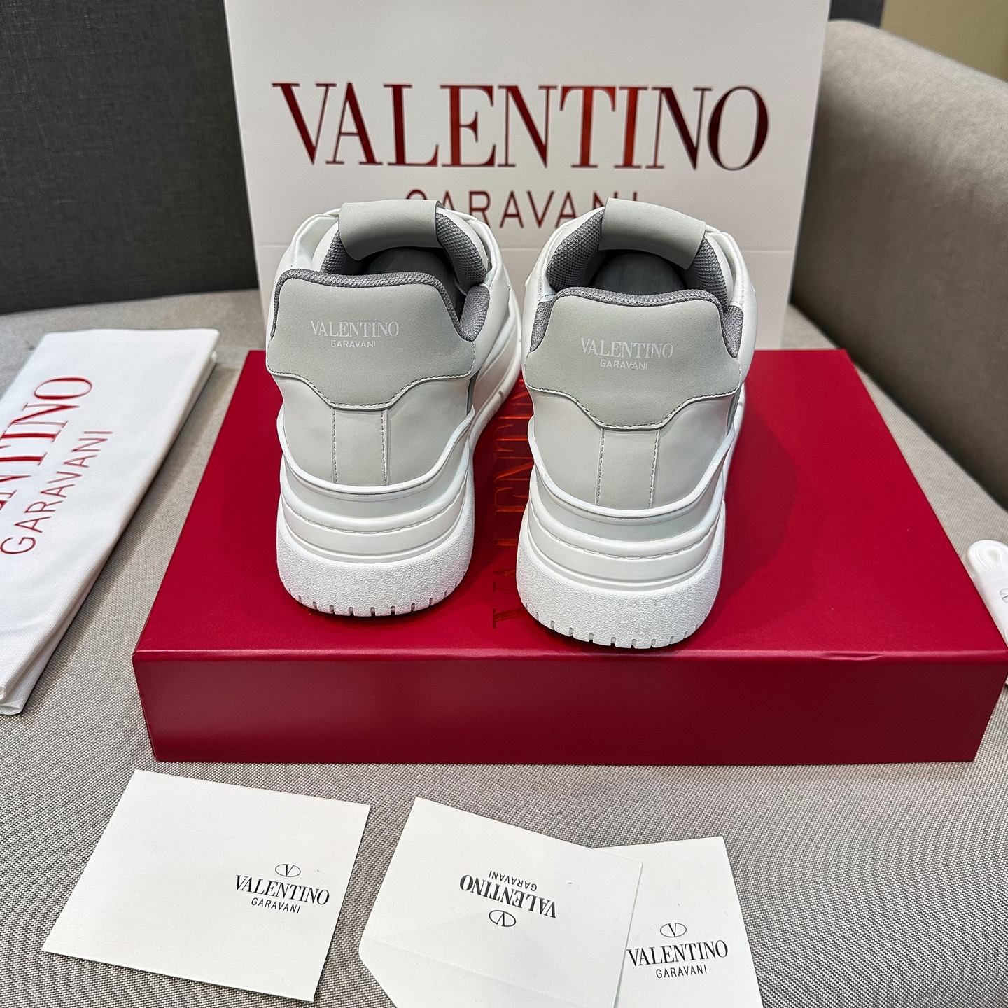 VLNT华伦天奴 情侣款_10233 - 图片 5