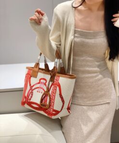 温柔有力量感的托特 你的上身赋