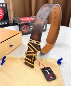 新款到货正版同步   实物拍摄，