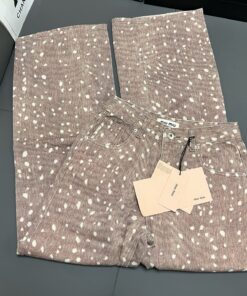 新款牛仔裤早春新品MIU梅花