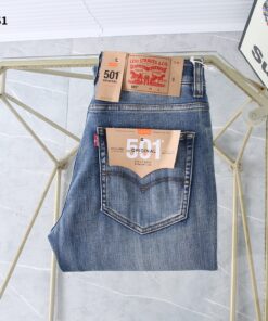 新款小直筒牛仔裤款号561