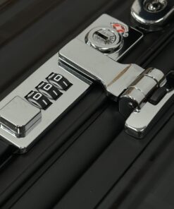 重点来了，咱家采用的是日默瓦指