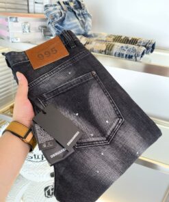 主推Dsquared2第二次方商标_3845