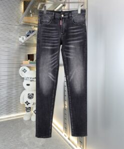 主推Dsquared2第二次方商标_3852