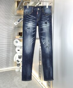 主推Dsquared2第二次方商标_3871