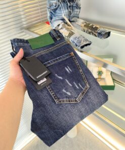 主推Dsquared2第二次方商标_3897