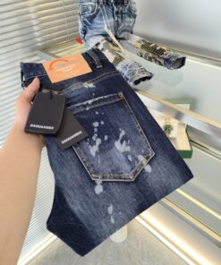 主推Dsquared2第二次方商标_3986